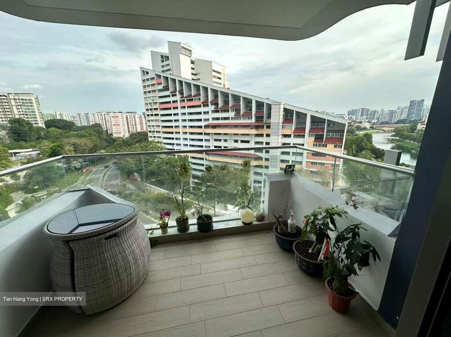 The Tre Ver (D13), Condominium #504000351